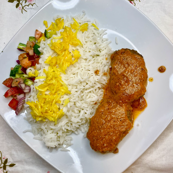 کباب تابه‌ای و برنج زعفرانی