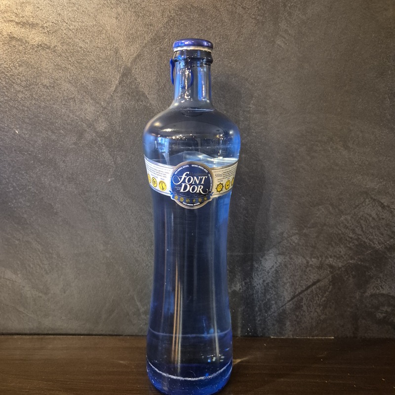 آب ۵۰۰ میلی‌لیتر