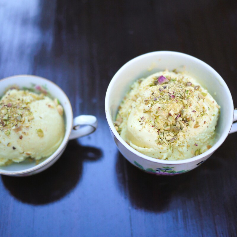 بستنی زعفران پسته (بستنی سنتی)