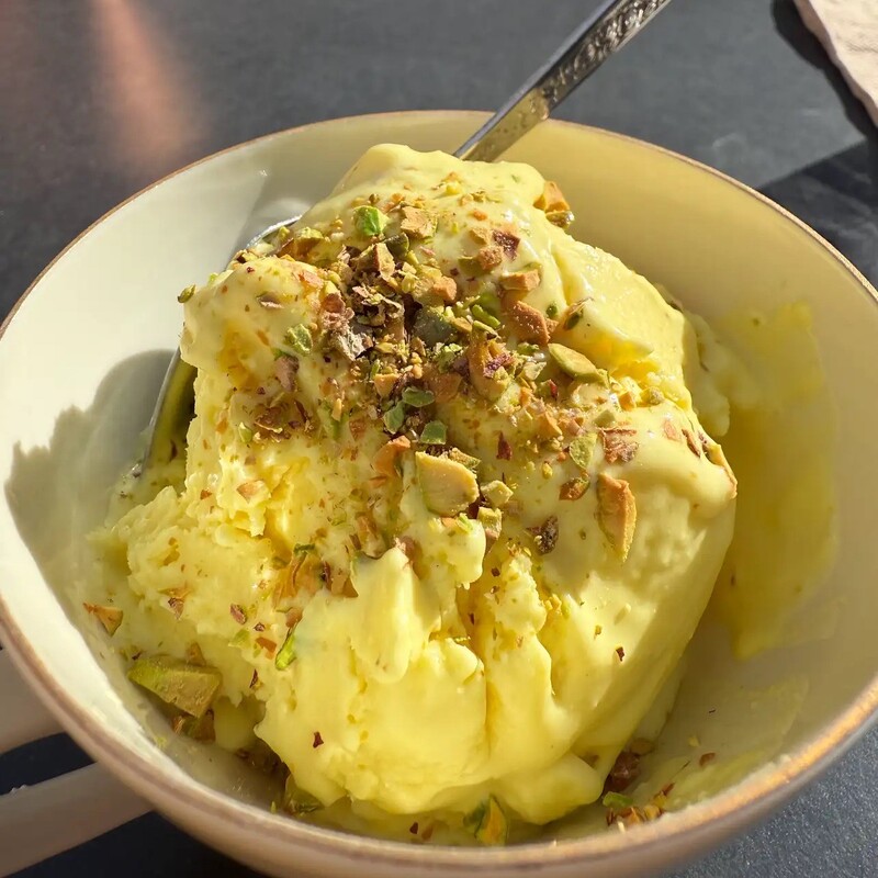 Saffron Pistachio Ice Cream (Bastani Sonnati)